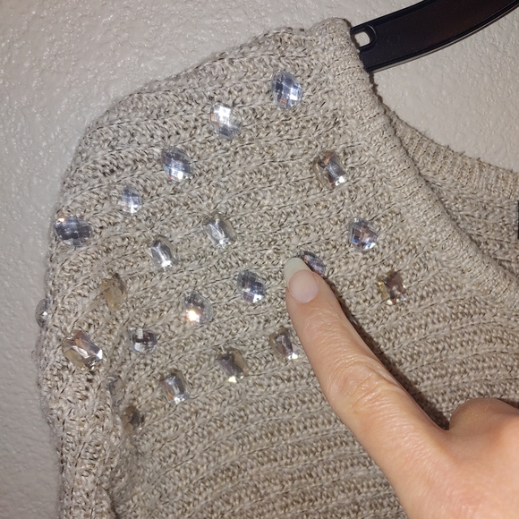 B design jewel Embellished sweater cream tan med - Picture 2 of 8